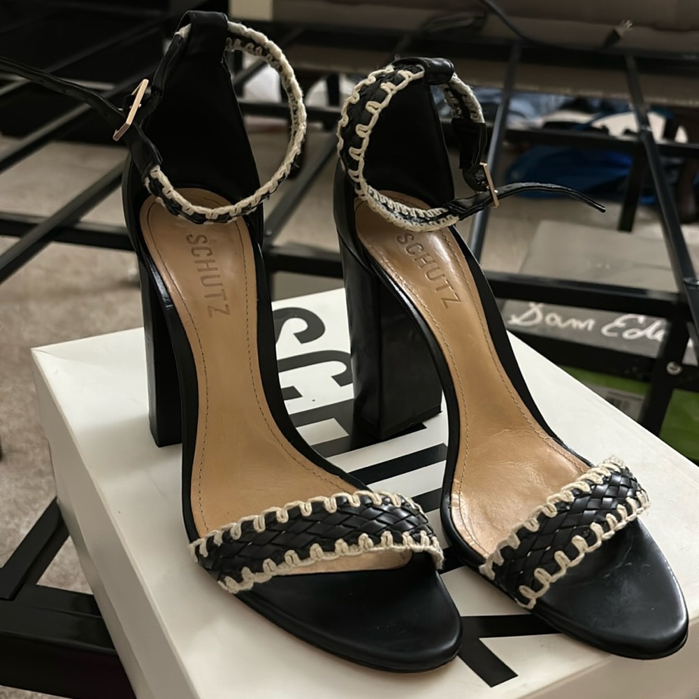 Schutz Floriza black and white sandal